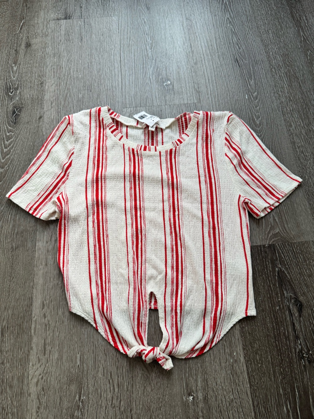Love Tree Red White Striped Tie Front Crop Top Large Textured Short Sleeve Boho